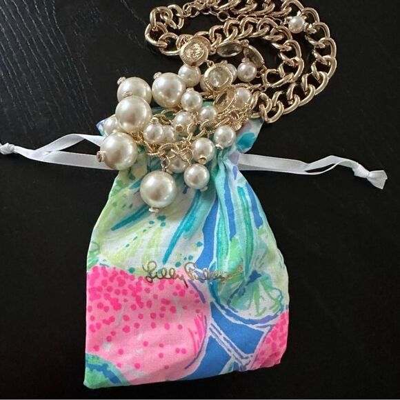 Lilly Pulitzer Pink Palms, Pearl Necklace. - Picture 4 of 6